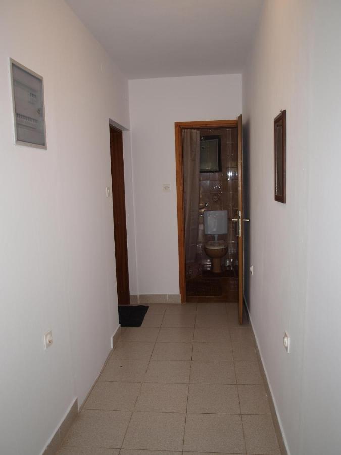 Rooms With A Parking Space Krk - 13553 Vrh  Luaran gambar