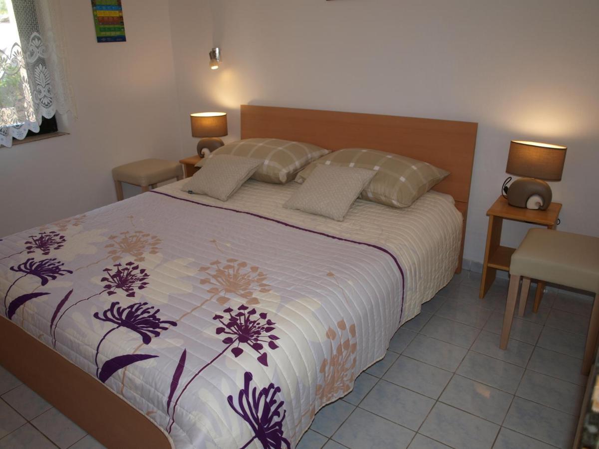 Rooms With A Parking Space Krk - 13553 Vrh  Luaran gambar